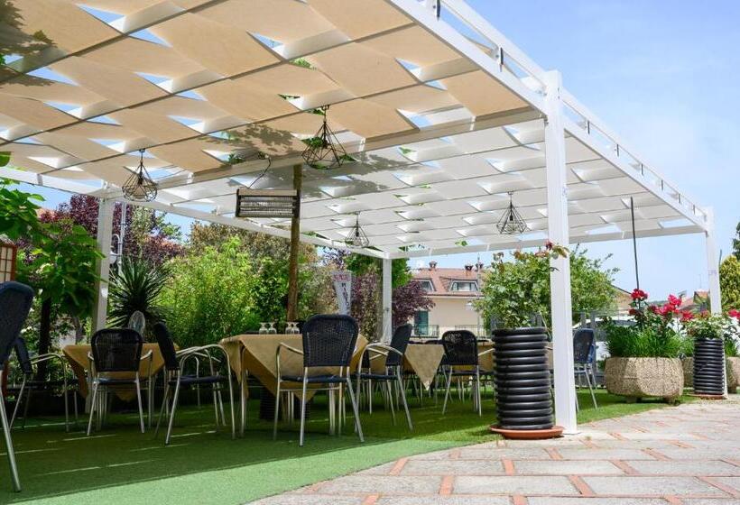 בית מלון כפרי Ristorante Albergo Gerardo Di Masi