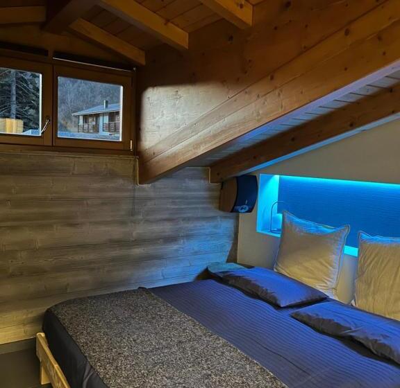 Отель Veduta Dell'adamello