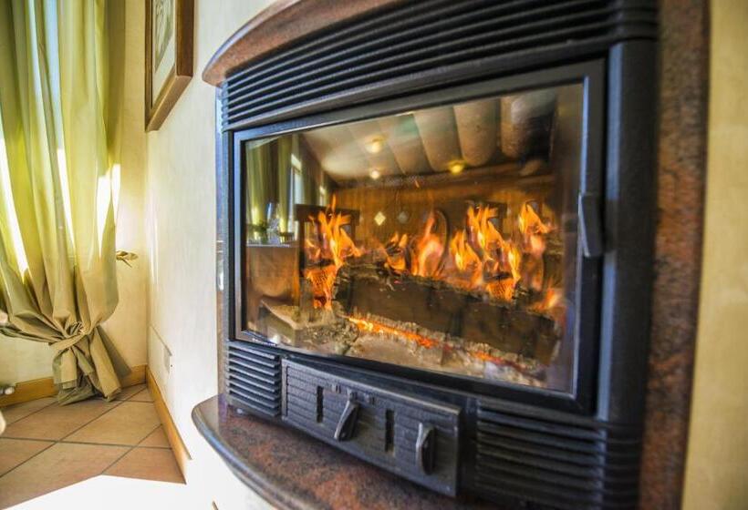 Отель Veduta Dell'adamello