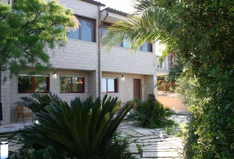 Le Sirene Bed And Breakfast