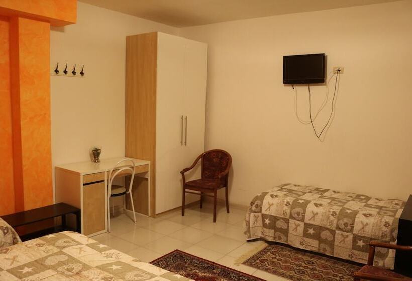 Le Sirene Bed And Breakfast