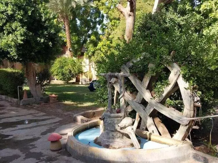 Rezeiky Hotel & Camp