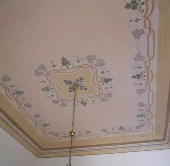 تختخواب و صبحانه Borgo Due Mari