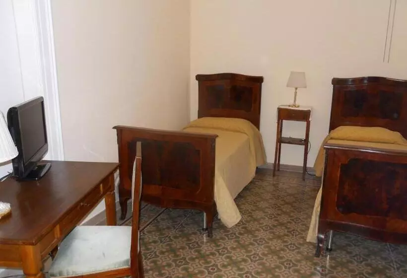 تختخواب و صبحانه Borgo Due Mari