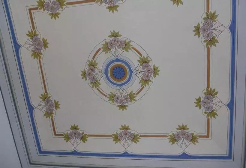 تختخواب و صبحانه Borgo Due Mari