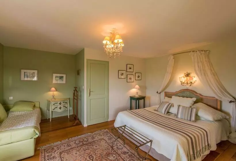 تختخواب و صبحانه Chambres D Hotes Saint Malo La Barbinais Bed&breaksfast