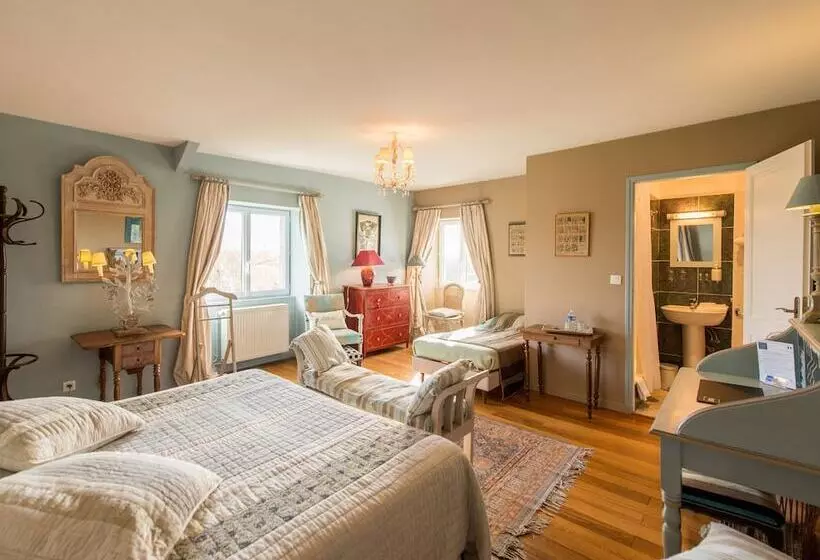 تختخواب و صبحانه Chambres D Hotes Saint Malo La Barbinais Bed&breaksfast