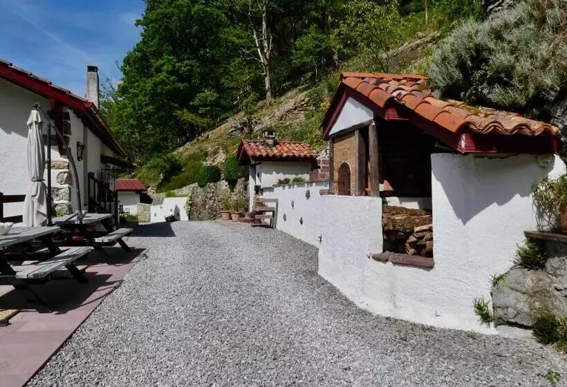 Aamiaismajoitus (B&B) Chambres D'hôtes Agorerreka