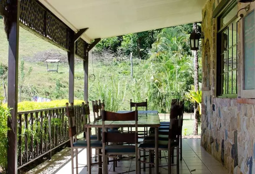 Aamiaismajoitus (B&B) Gingerbread Hotel And Restaurant