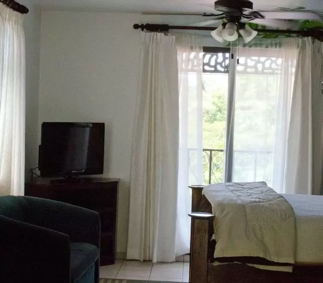 Aamiaismajoitus (B&B) Gingerbread Hotel And Restaurant