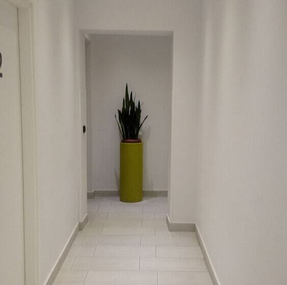 Bed and Breakfast Sant'agostino Affittacamere