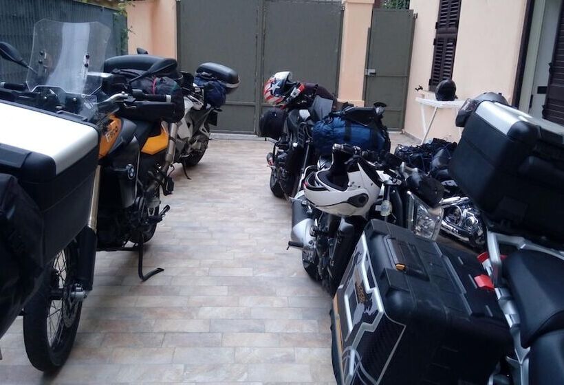 Bed and Breakfast Sant'agostino Affittacamere