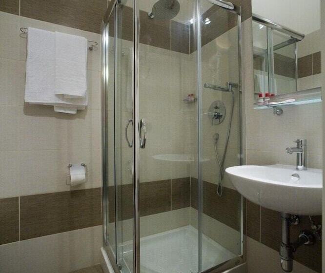 Bed and Breakfast Sant'agostino Affittacamere