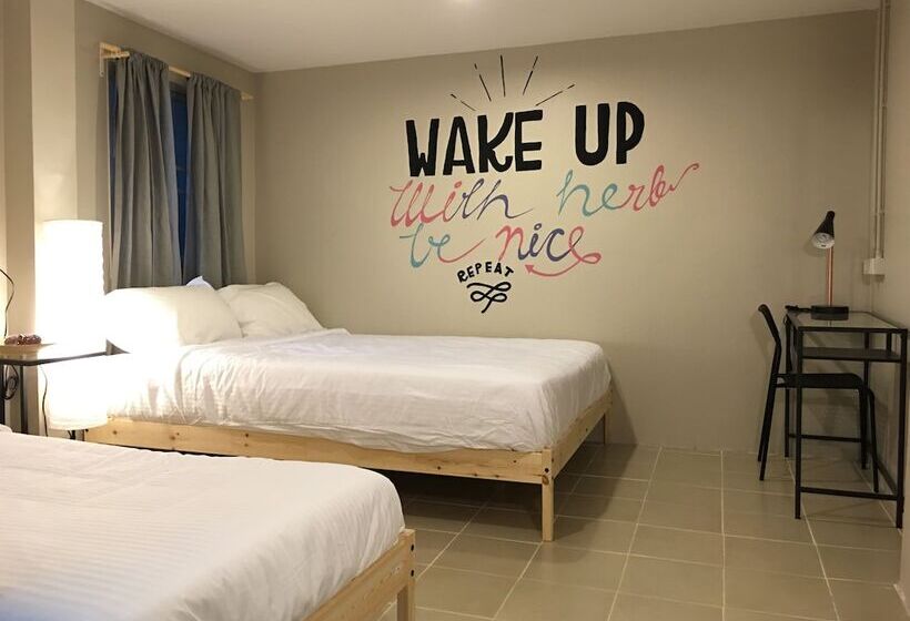 Bed and Breakfast Wanmai Herb Garden