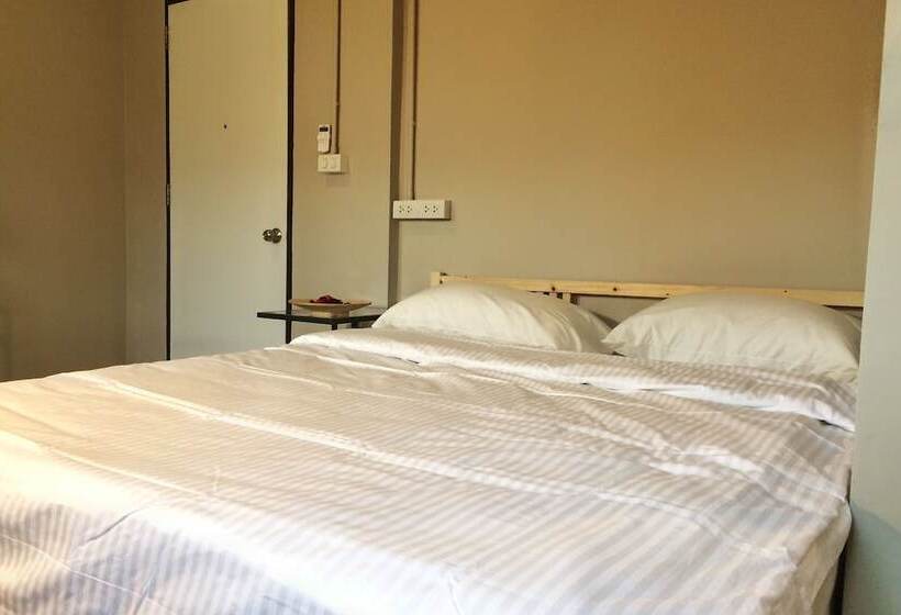 Bed and Breakfast Wanmai Herb Garden