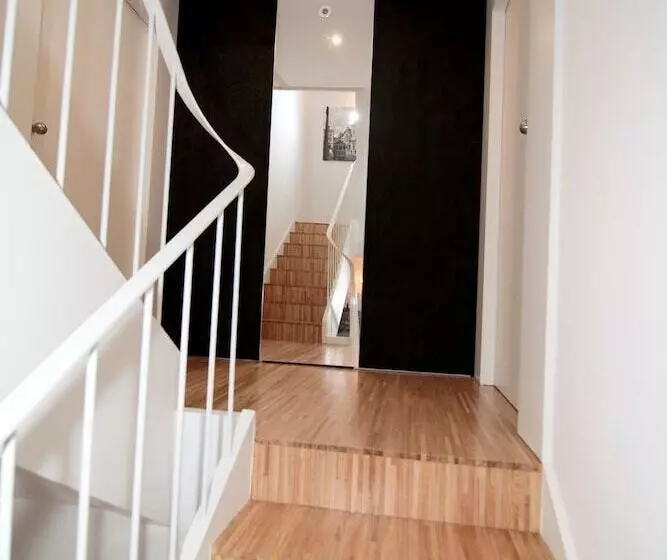 Cathedral Design Apartments