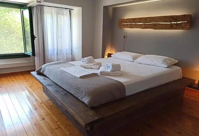 Cozy Residences In The Center Of Volissos Village   Lydia Lithos