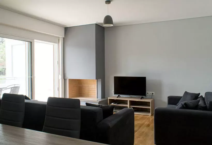 Elvita Spata Luxurius Villa