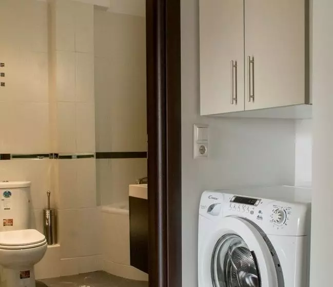 Elvita Spata Luxurius Villa