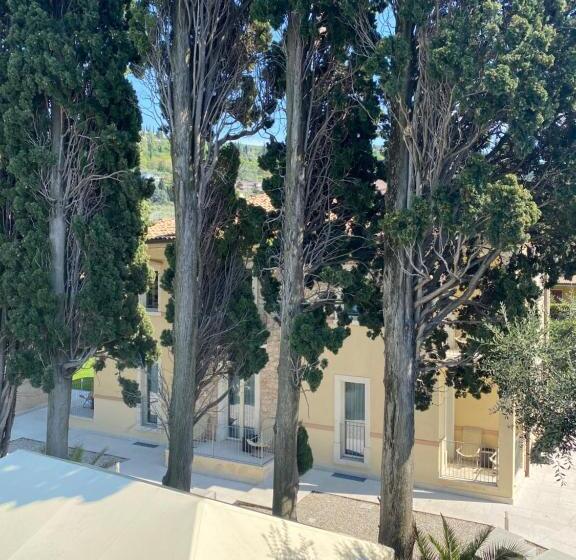 בית מלון כפרי Baia Dei Pini