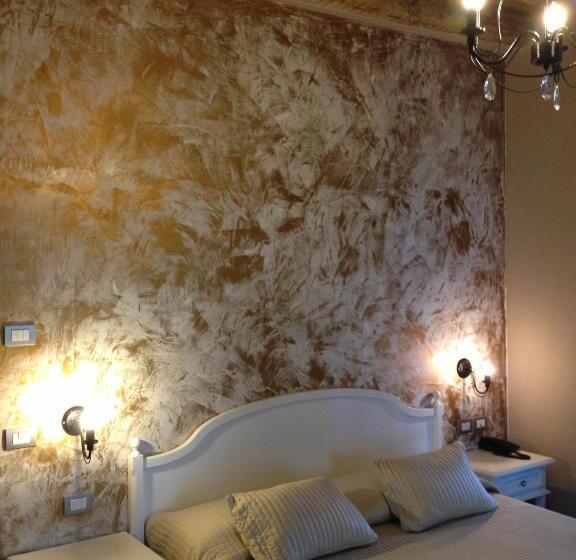 בית מלון כפרי Baia Dei Pini