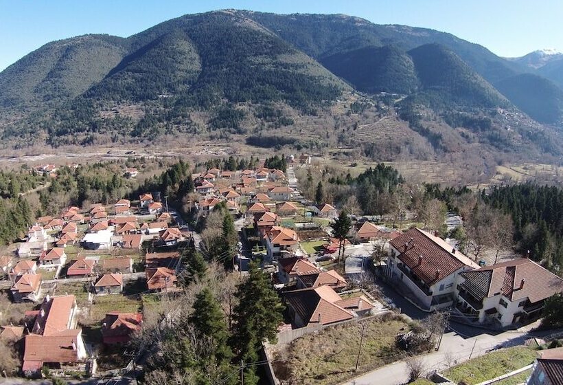 Country Club Hotel & Suites