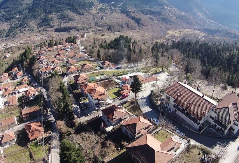 Country Club Hotel & Suites