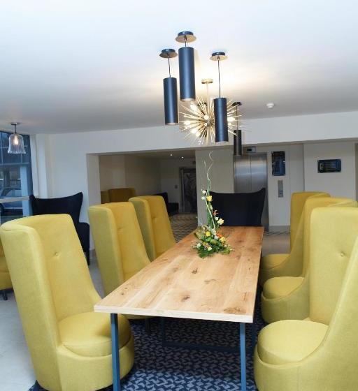 فندق Harben House