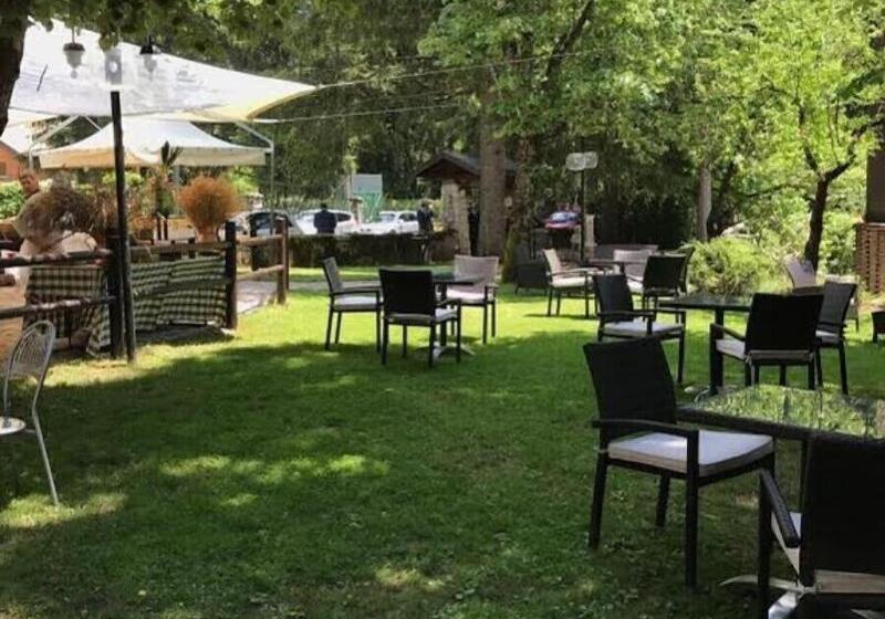 בית מלון כפרי Lh Albergo Il Picchio