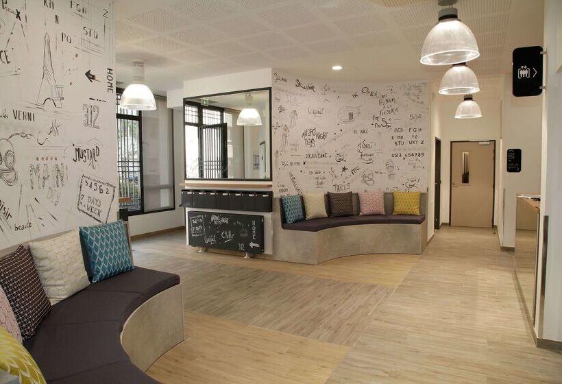 בית מלון כפרי Odalys City Paris Levallois