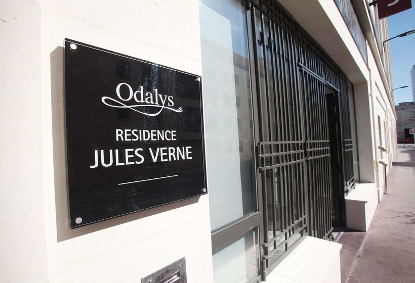 בית מלון כפרי Odalys City Paris Levallois