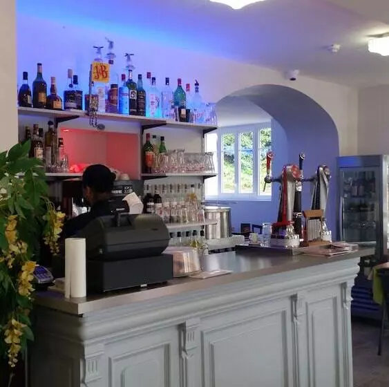 Hotelli Terminus Fontainebleau Avon