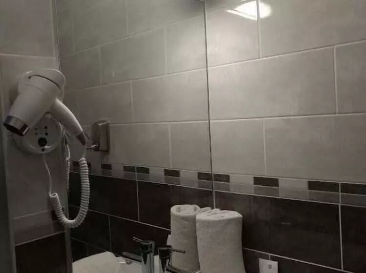 Hotelli Terminus Fontainebleau Avon