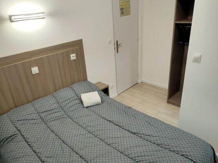 ホテル Terminus Fontainebleau Avon