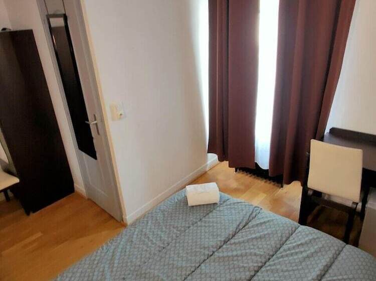 ホテル Terminus Fontainebleau Avon