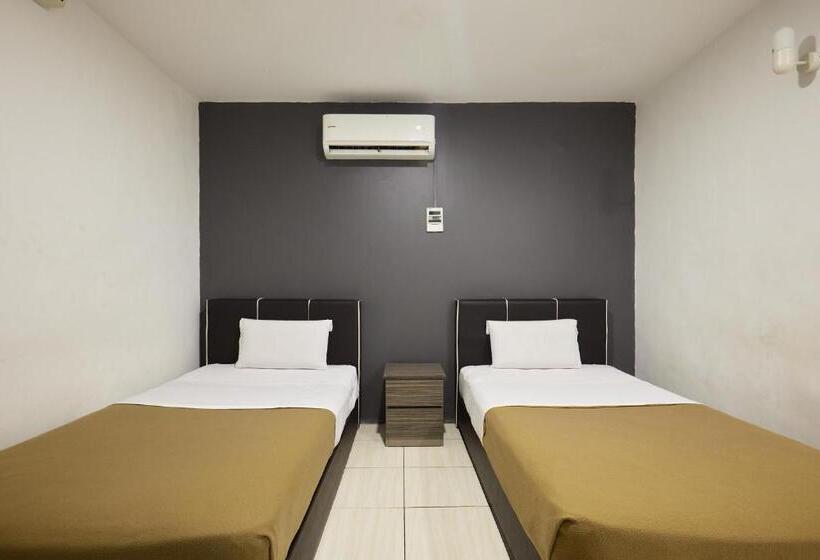 בית מלון כפרי Uncle Guesthouse Kuala Terengganu