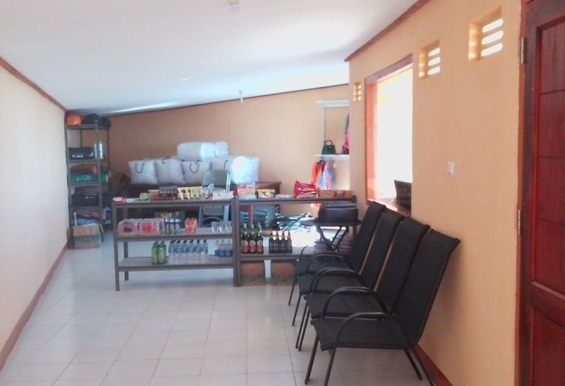 ホテル Villa Alam Flores