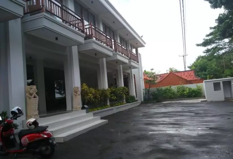 Hotel Wahyu Dana