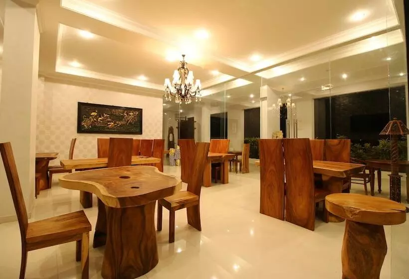 Hotel Wahyu Dana