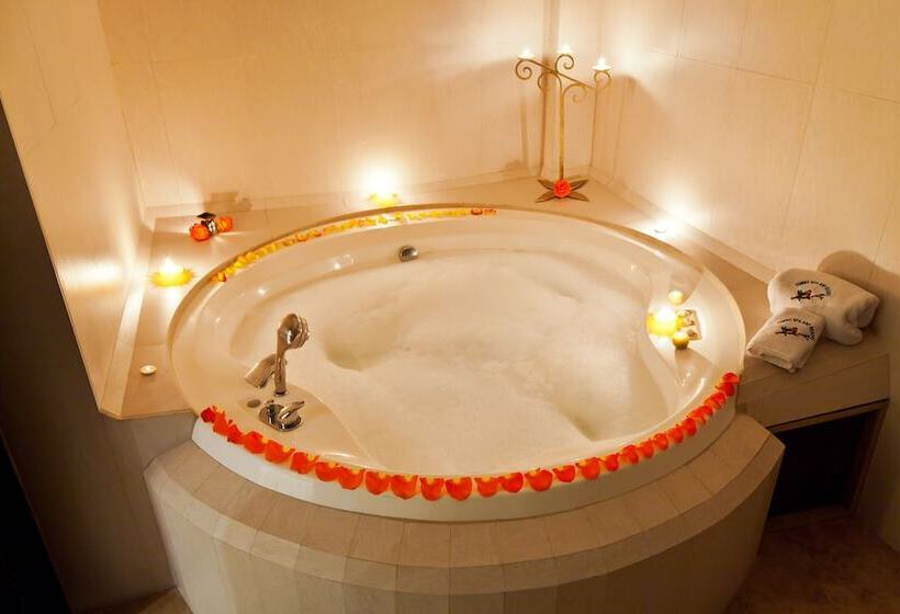 Hotelli Yumbo Love Experience