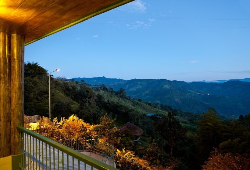 Hotelli Yumbo Love Experience