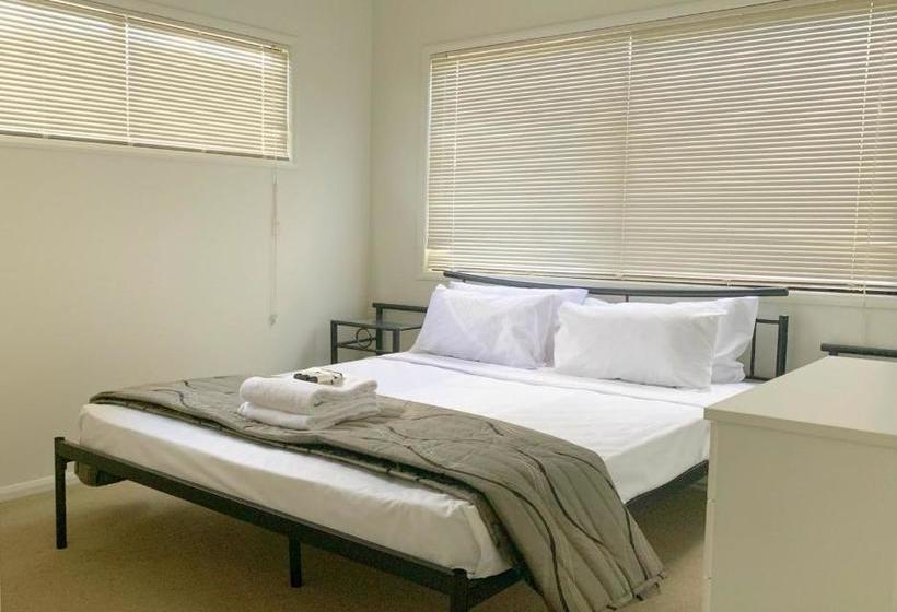 Motel Stay On Sullivan