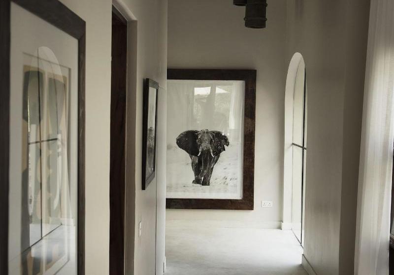 펜션 Siringit Villa