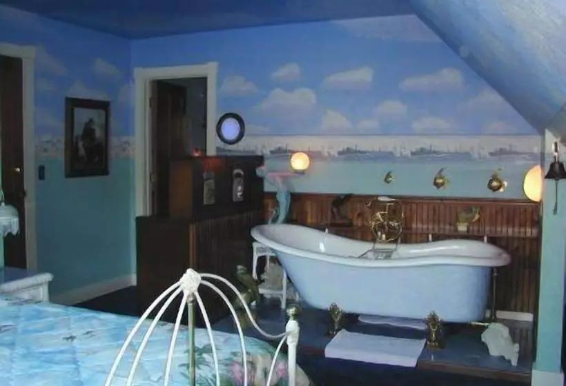 Robins Nest Bed & Breakfast