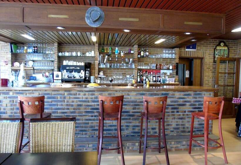 Общежитие Auberge Du Cheval Blanc Logis