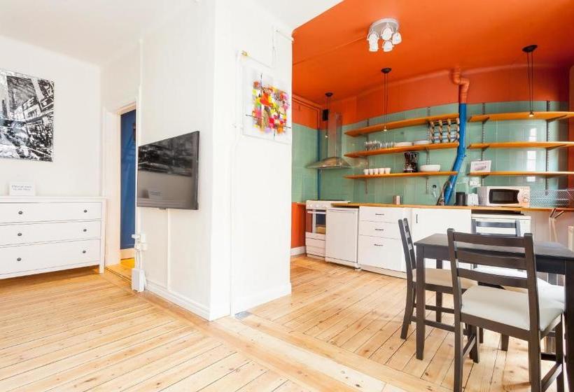 Aparthotel Apartdirect Sveavägen