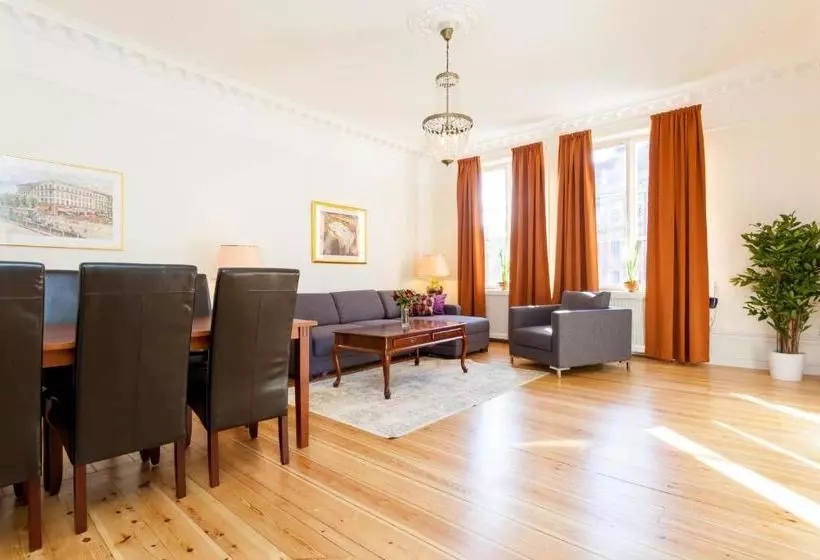 Aparthotel Apartdirect Sveavägen