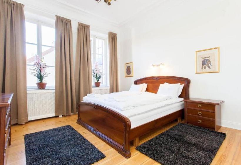 Aparthotel Apartdirect Sveavägen