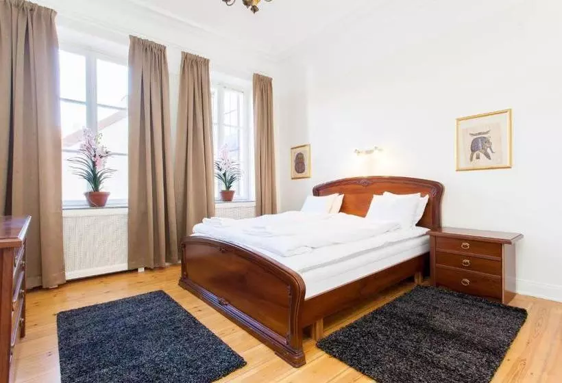 Aparthotel Apartdirect Sveavägen