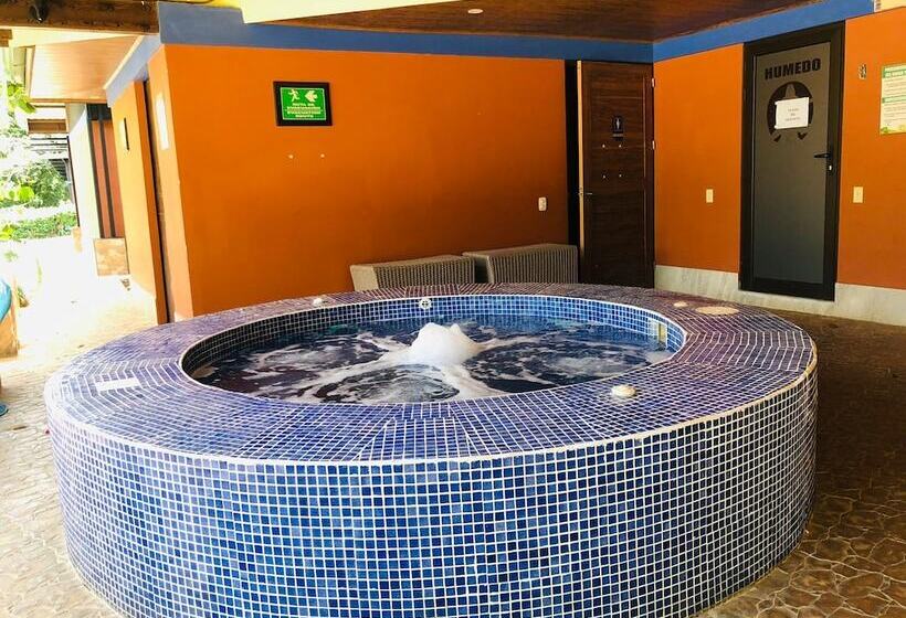 Avita Lodge Hotel De Montaña